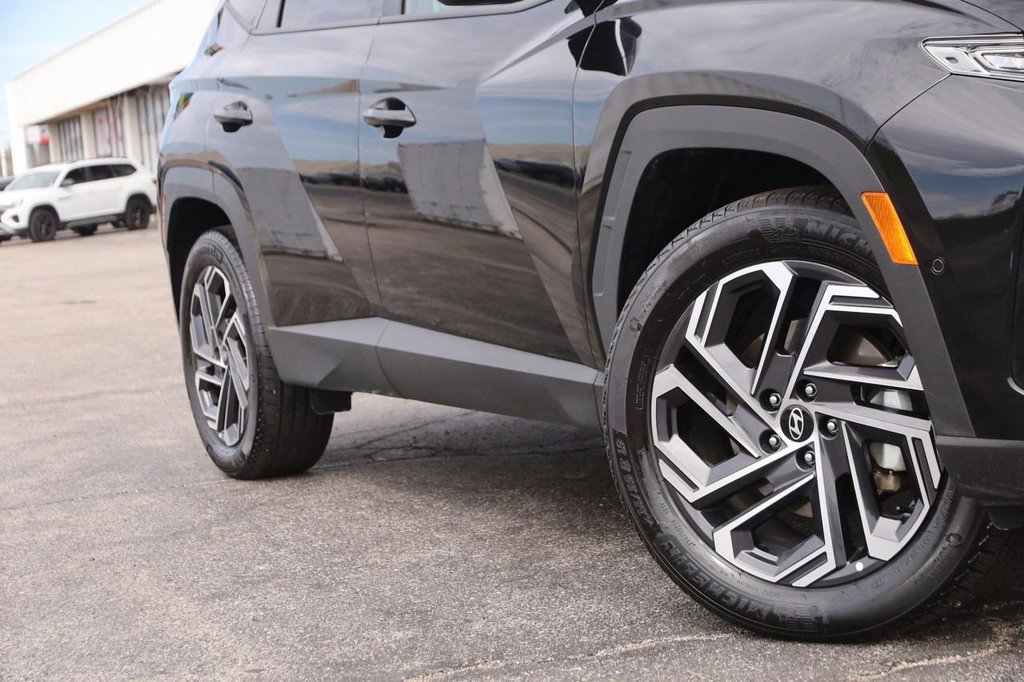 Used 2025 Hyundai Tucson Limited image 3