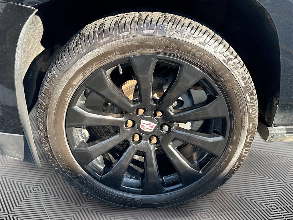 Used 2018 Cadillac Escalade ESV Platinum image 36