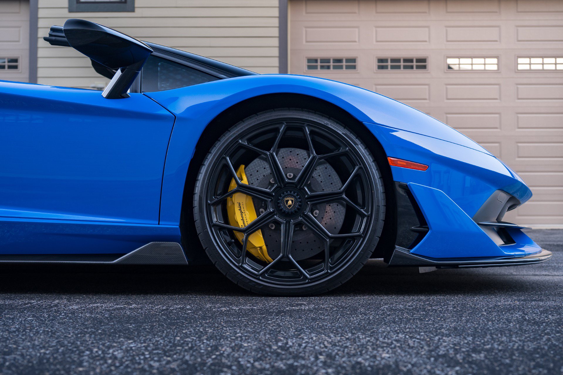 Used 2021 Lamborghini Aventador SVJ AWD/4WD image 64