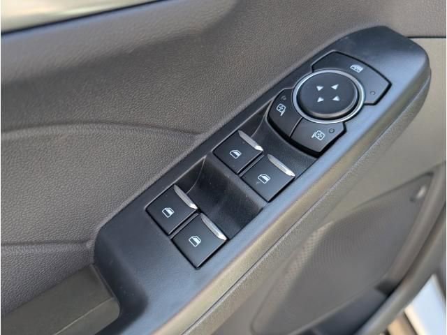 New 2025 Ford Escape SE image 22