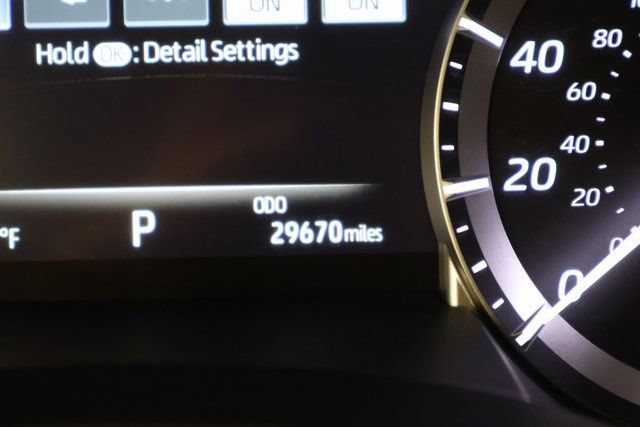 Used 2023 Toyota Highlander XSE AWD/4WD image 18
