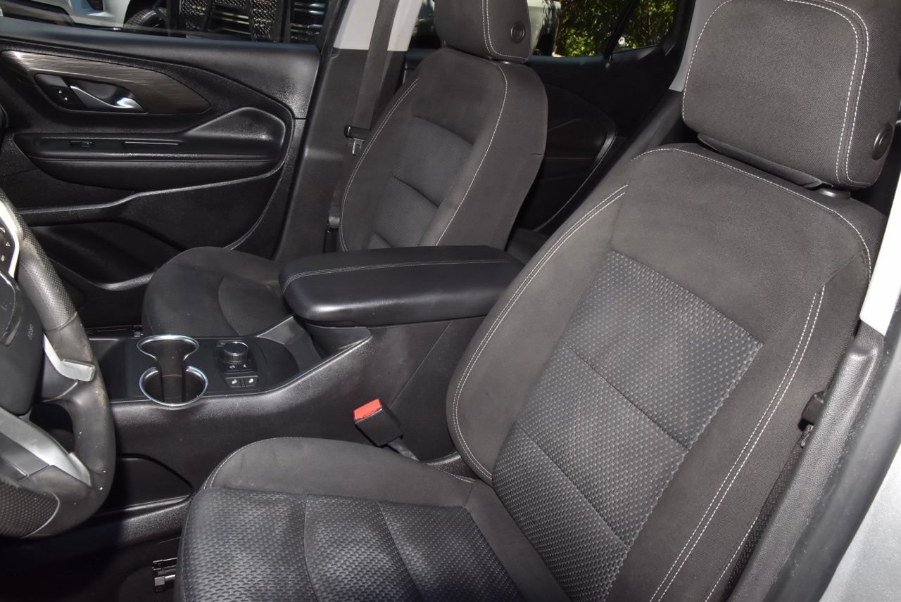 Used 2022 GMC Terrain SLE w/ Driver Convenience Package FWD image 32