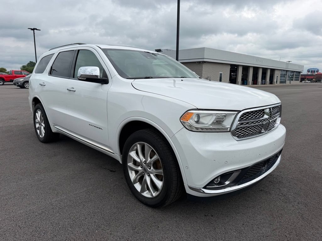 Used 2019 Dodge Durango Citadel w/ Technology Group AWD/4WD image 3