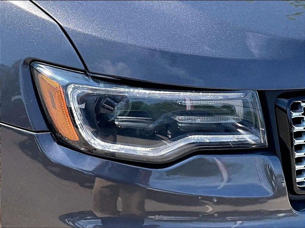 Used 2020 Jeep Grand Cherokee Altitude AWD/4WD image 30