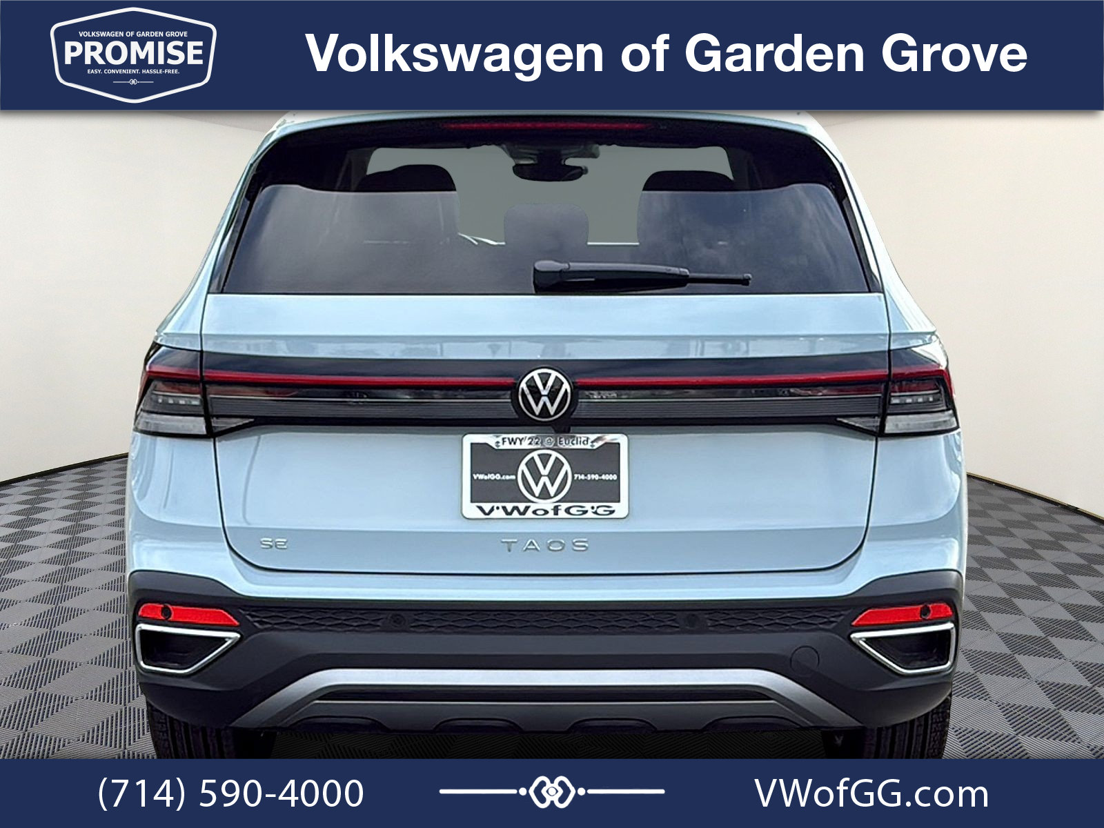 New 2027 Volkswagen Taos SE FWD image 7