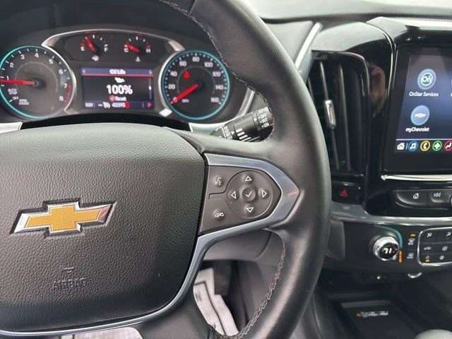 Used 2023 Chevrolet Traverse LT image 18