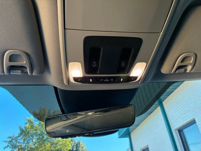 Used 2023 Honda Pilot Touring image 28