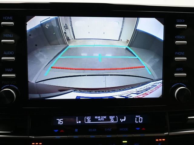 Used 2021 Toyota Sienna XLE image 42