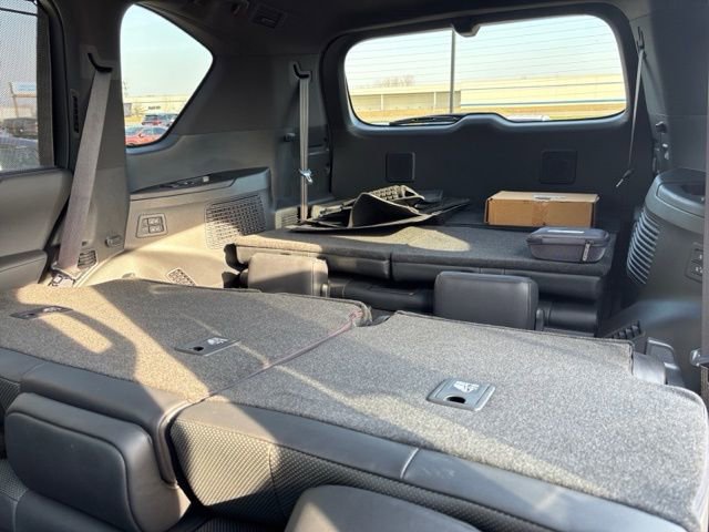 Used 2025 Lexus LX 700h Overtrail AWD/4WD image 27