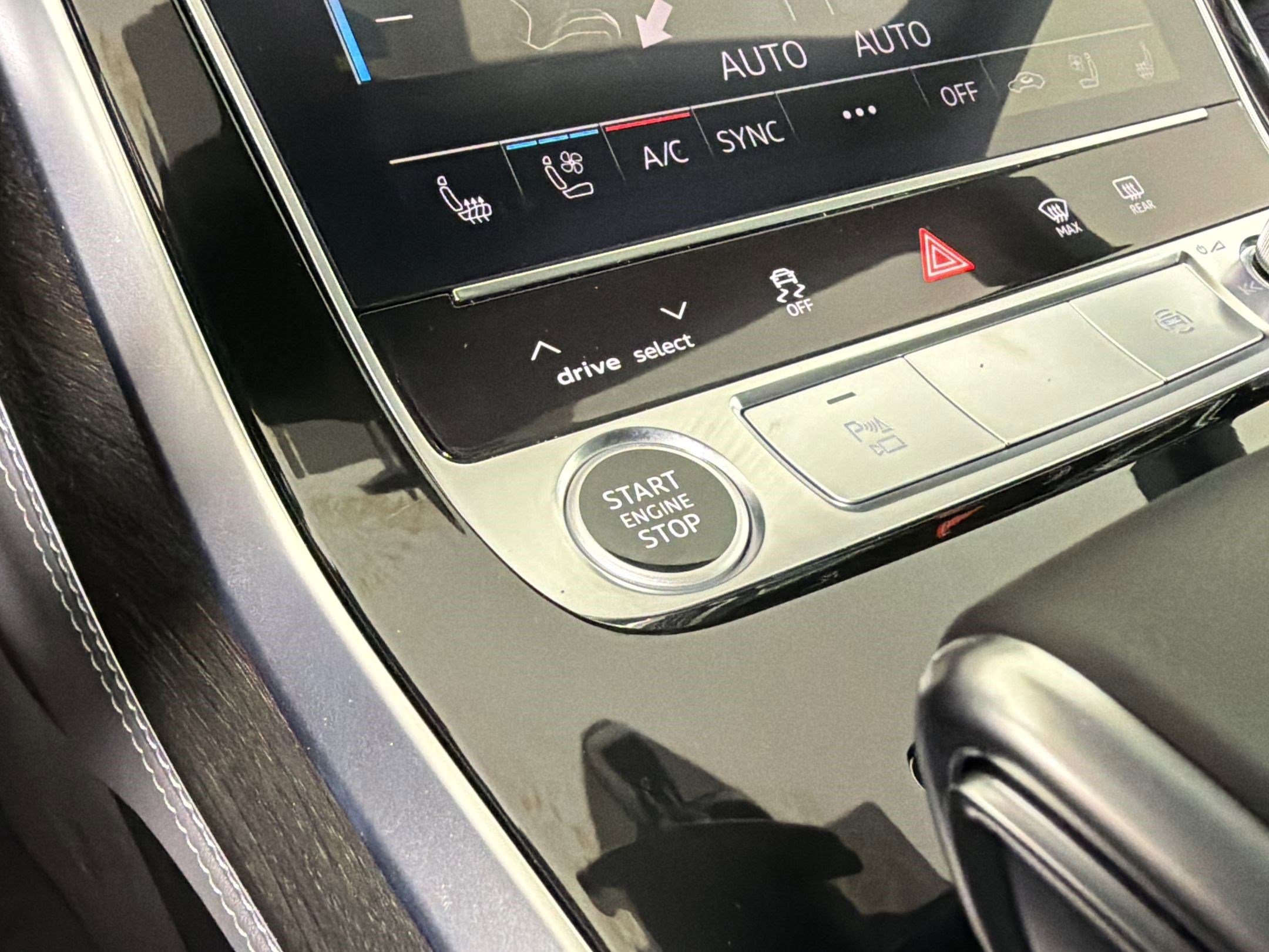 New 2026 Audi Q8 Premium Plus image 16