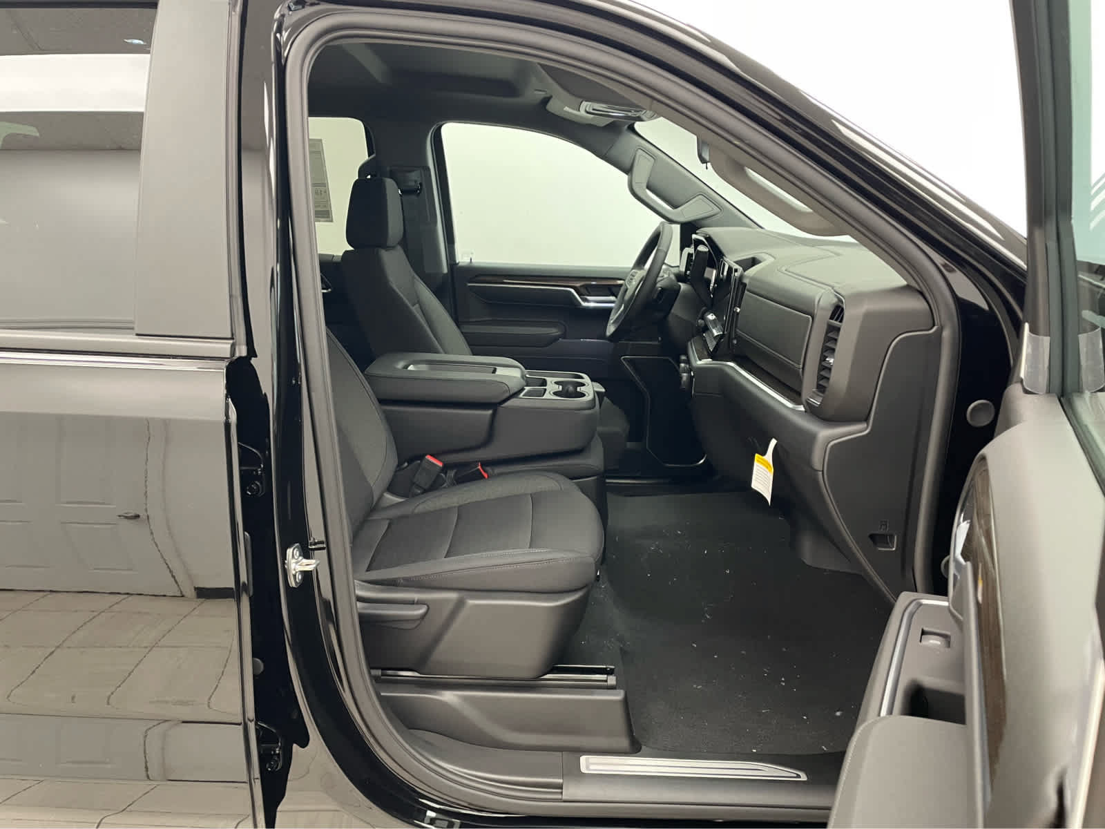 New 2026 Chevrolet Silverado 1500 RST w/ RST Select Package AWD/4WD image 15