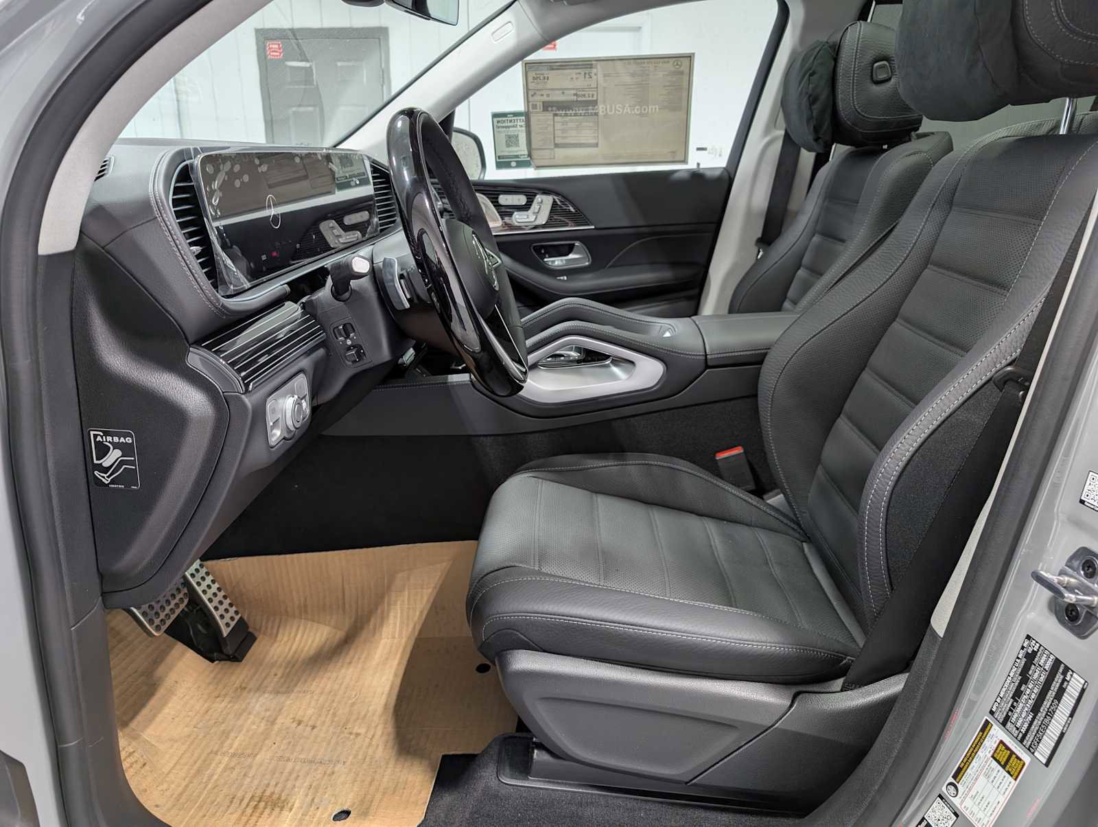 New 2026 Mercedes-Benz GLS 450 4MATIC image 4