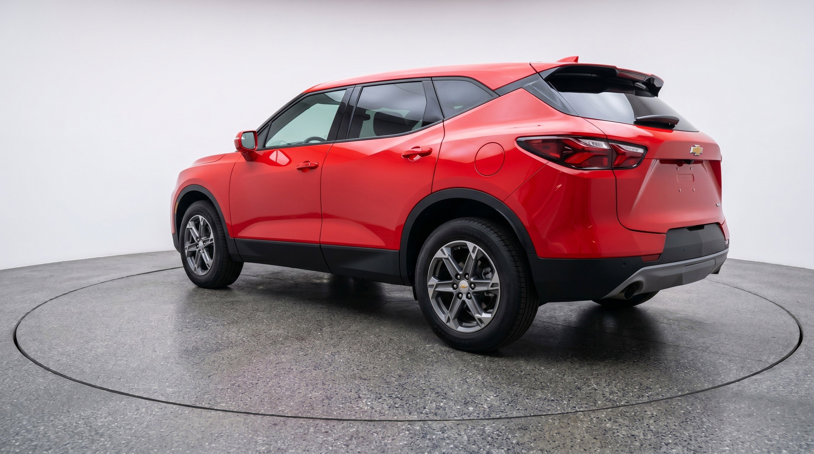 Used 2025 Chevrolet Blazer LT FWD image 6