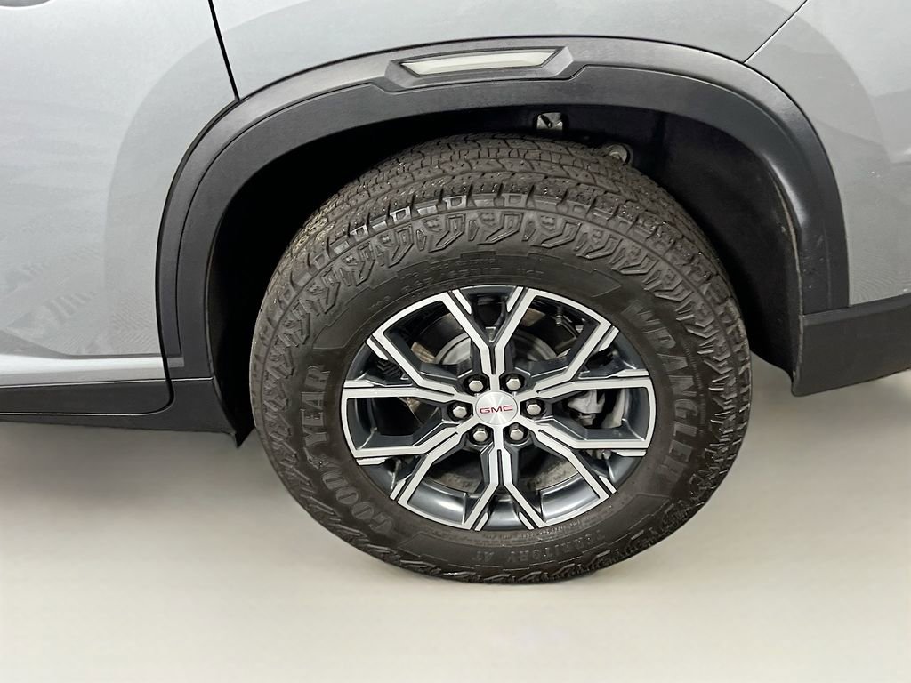 Certified 2024 GMC Acadia AT4 w/ Luxury Package AWD/4WD image 28