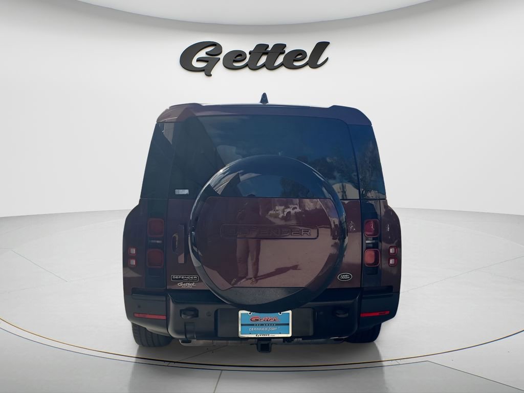 Used 2023 Land Rover Defender 130 First Edition image 12