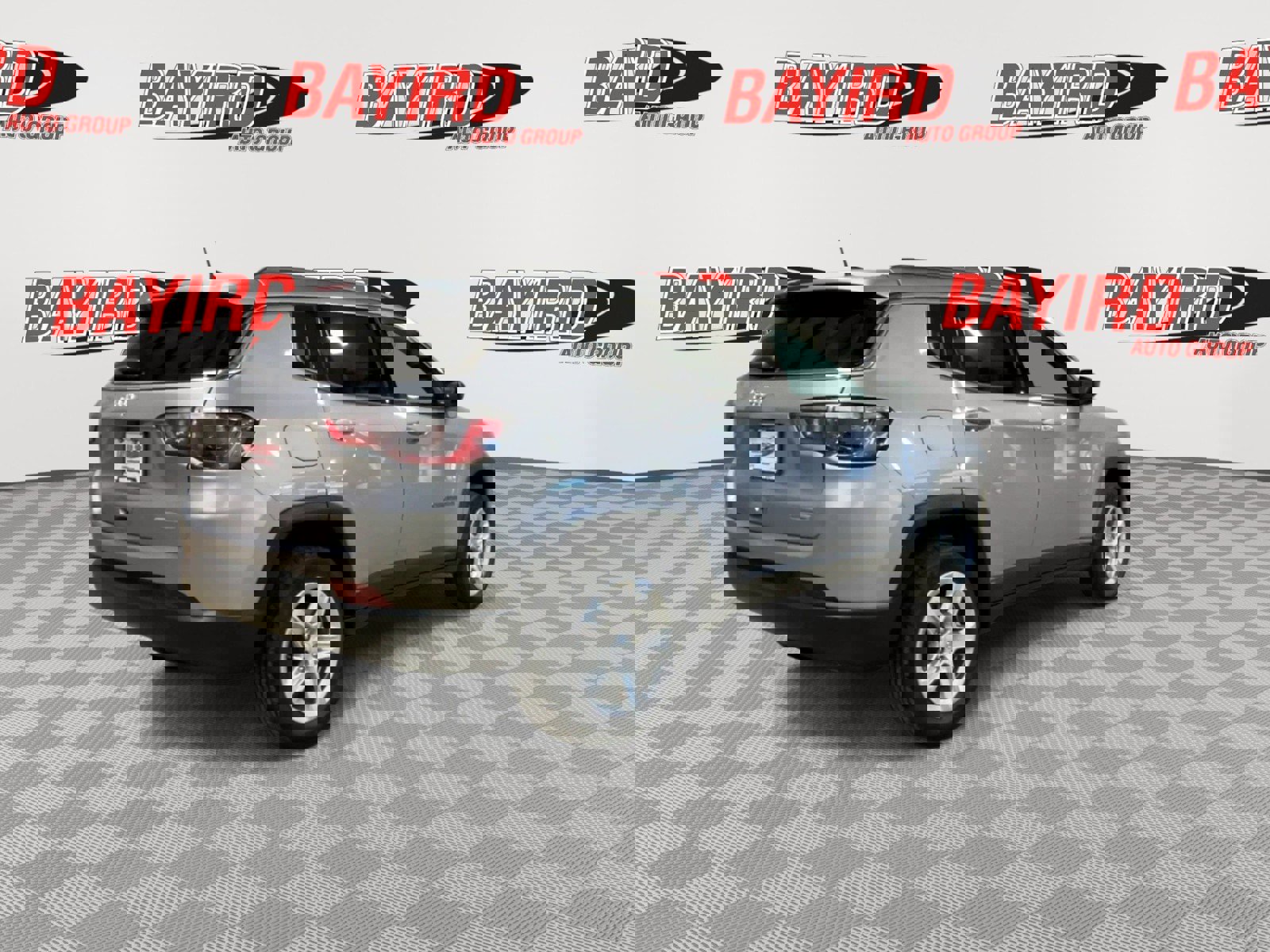 Used 2024 Jeep Compass Latitude image 8