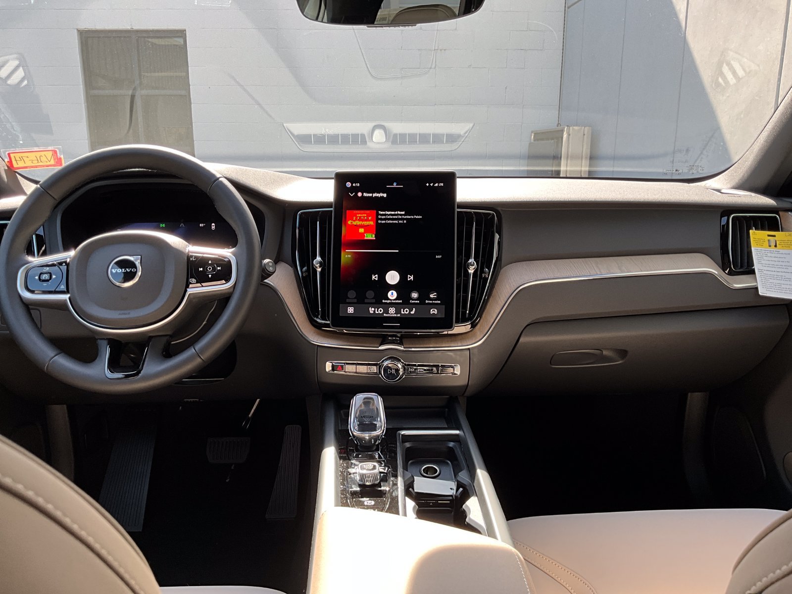 New 2026 Volvo XC60 B5 Plus w/ Climate Package AWD/4WD image 13