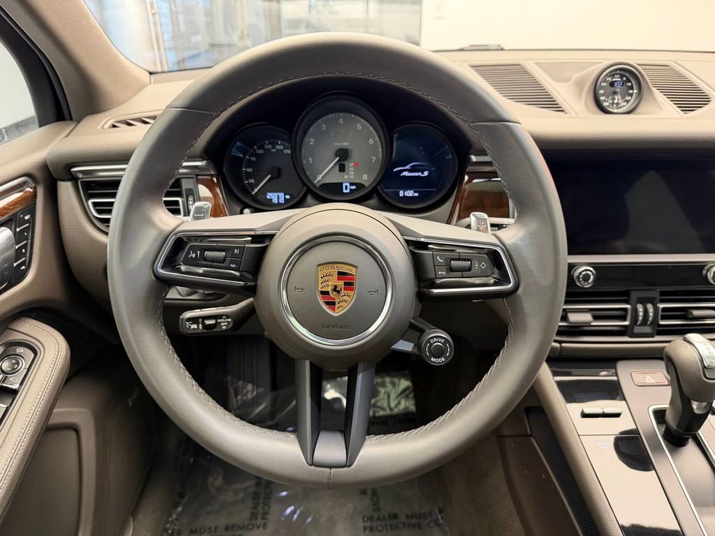 Used 2022 Porsche Macan S AWD/4WD image 12