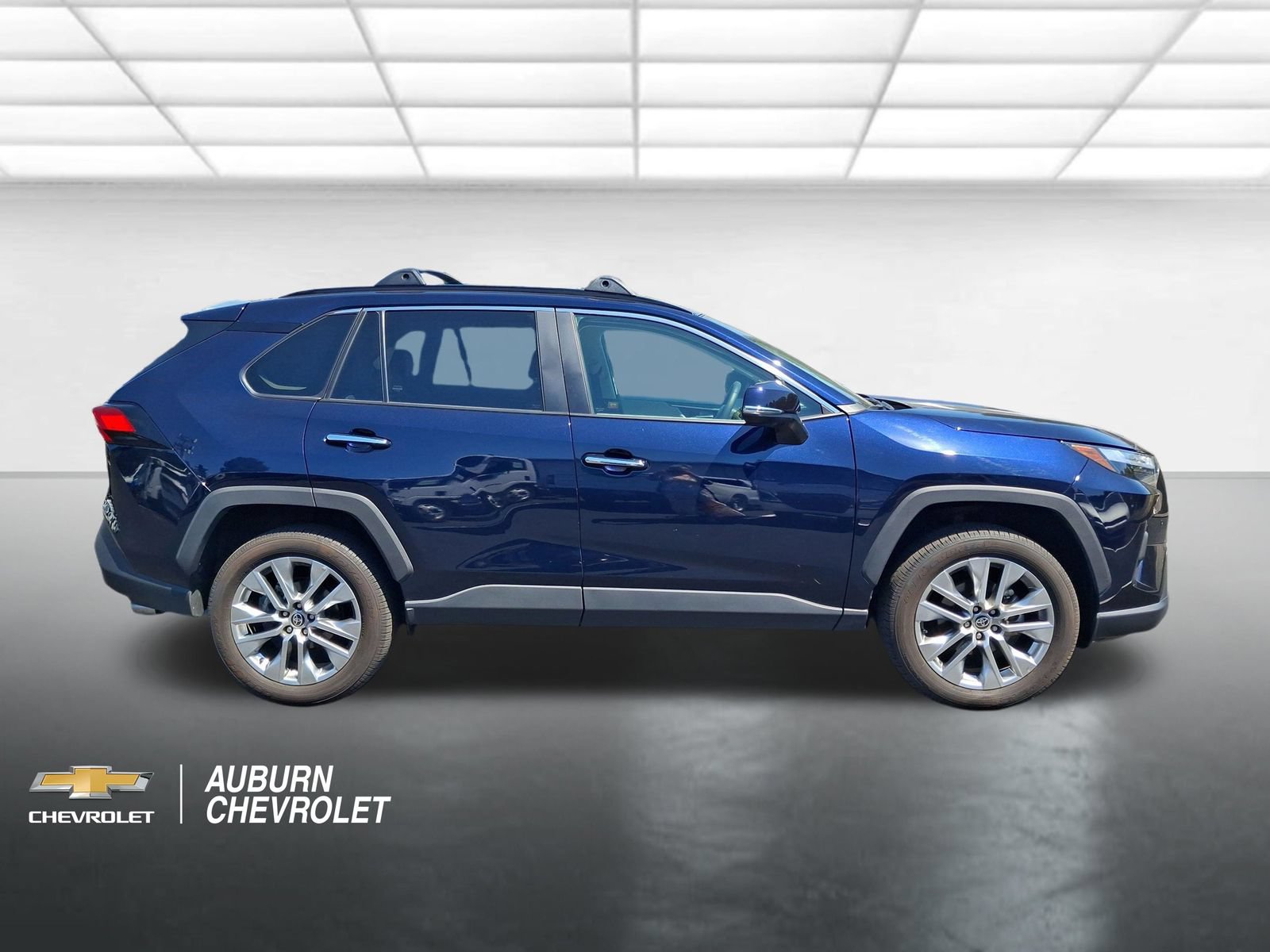 Used 2025 Toyota RAV4 Limited w/ Advanced Technology Package AWD/4WD image 2