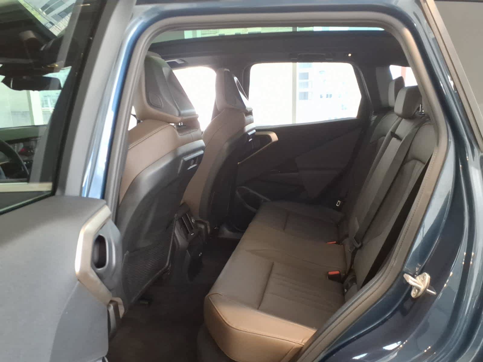 Used 2025 BMW X3 xDrive30i AWD/4WD image 12
