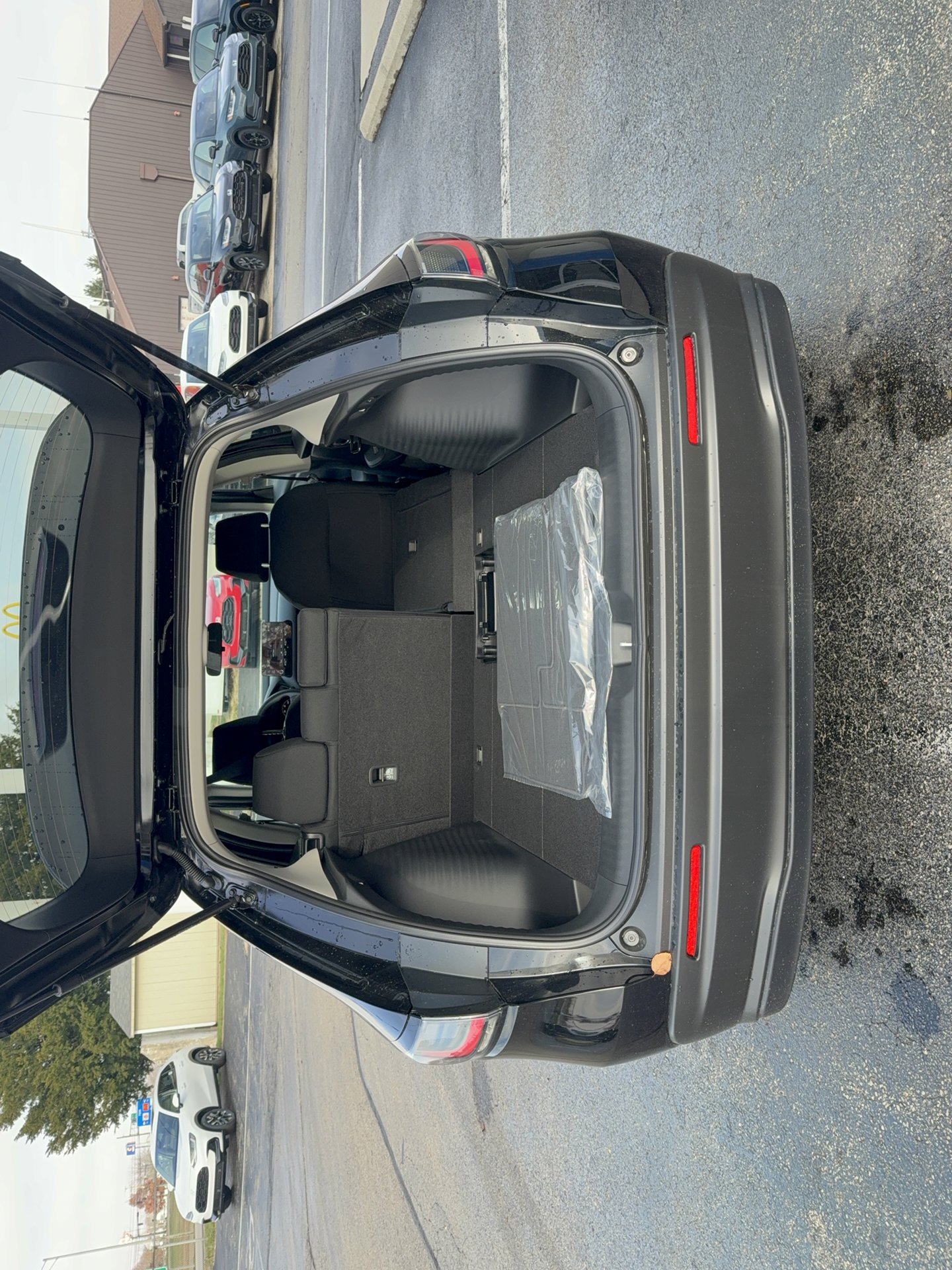 Certified 2026 Honda HR-V LX image 17