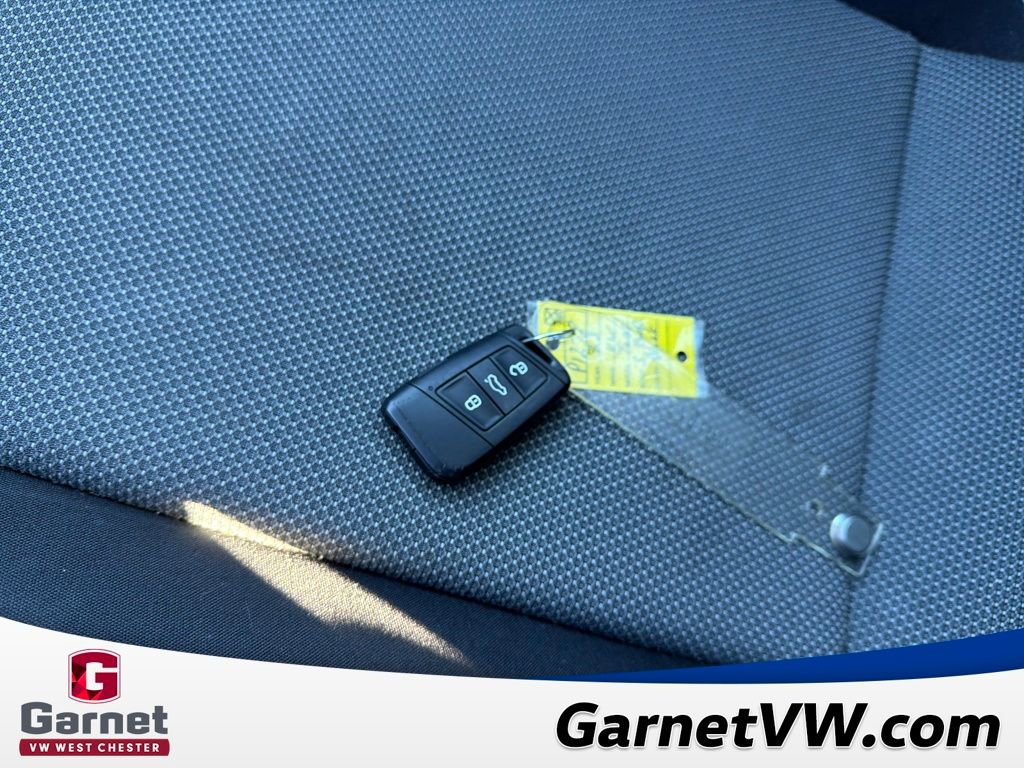 Used 2023 Volkswagen Taos S image 28