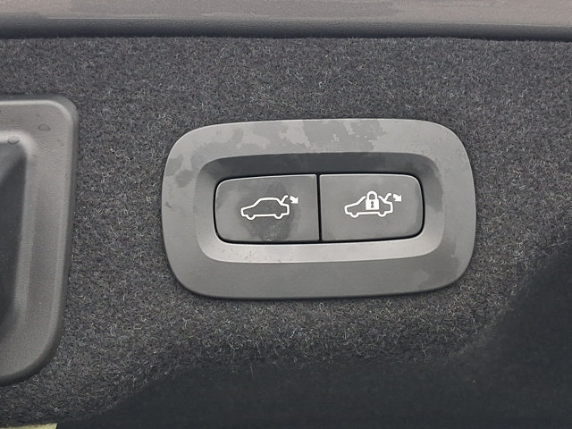 Used 2019 Volvo S90 T6 Inscription w/ Advanced Package AWD/4WD image 28