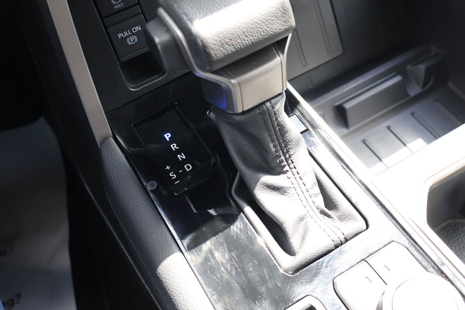 Used 2023 Toyota Tundra Limited AWD/4WD image 29