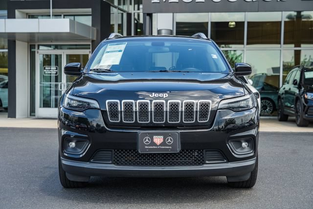 Used 2019 Jeep Cherokee Latitude Plus FWD image 2