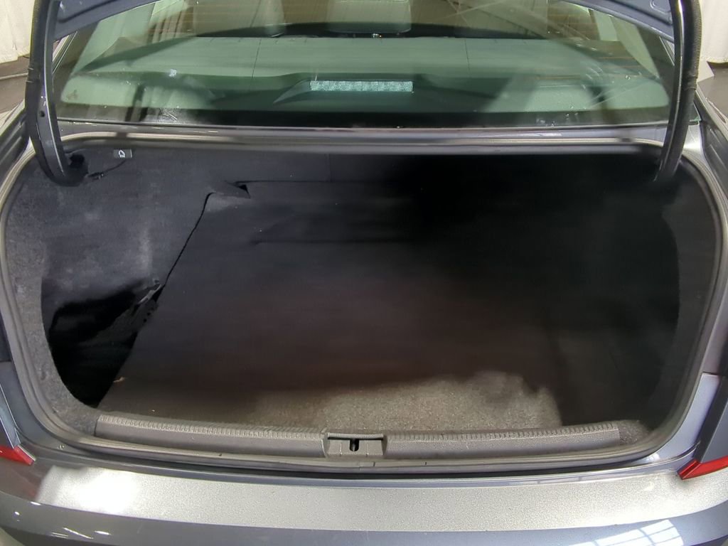 Used 2020 Volkswagen Passat 2.0T SE image 35