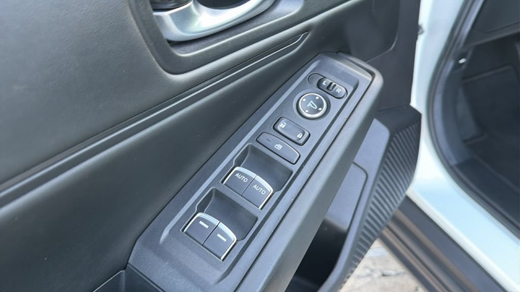 Used 2024 Honda Accord EX image 11