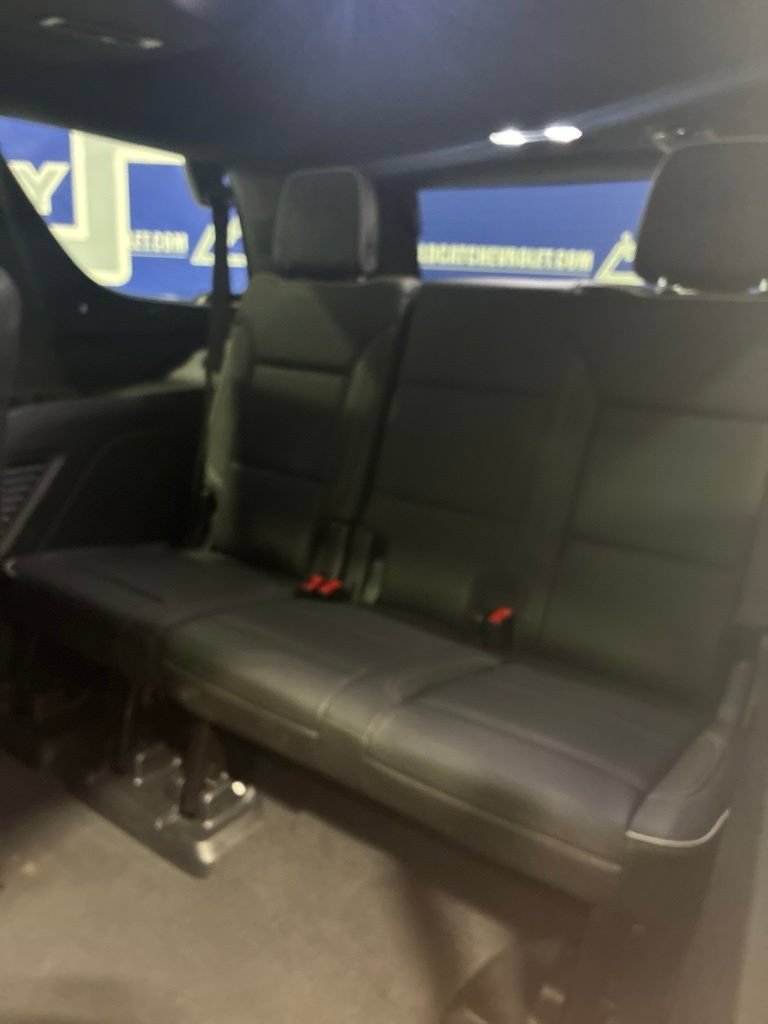 Used 2021 GMC Yukon SLT w/ SLT Premium Package AWD/4WD image 37