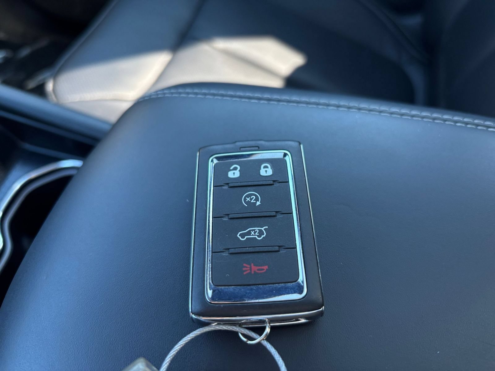 Used 2026 Jeep Grand Cherokee Limited AWD/4WD image 27