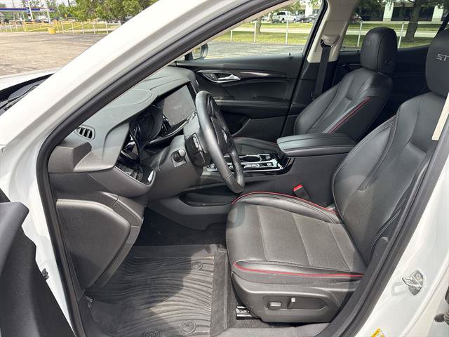 Certified 2022 Buick Envision Essence w/ Technology Package II FWD image 13