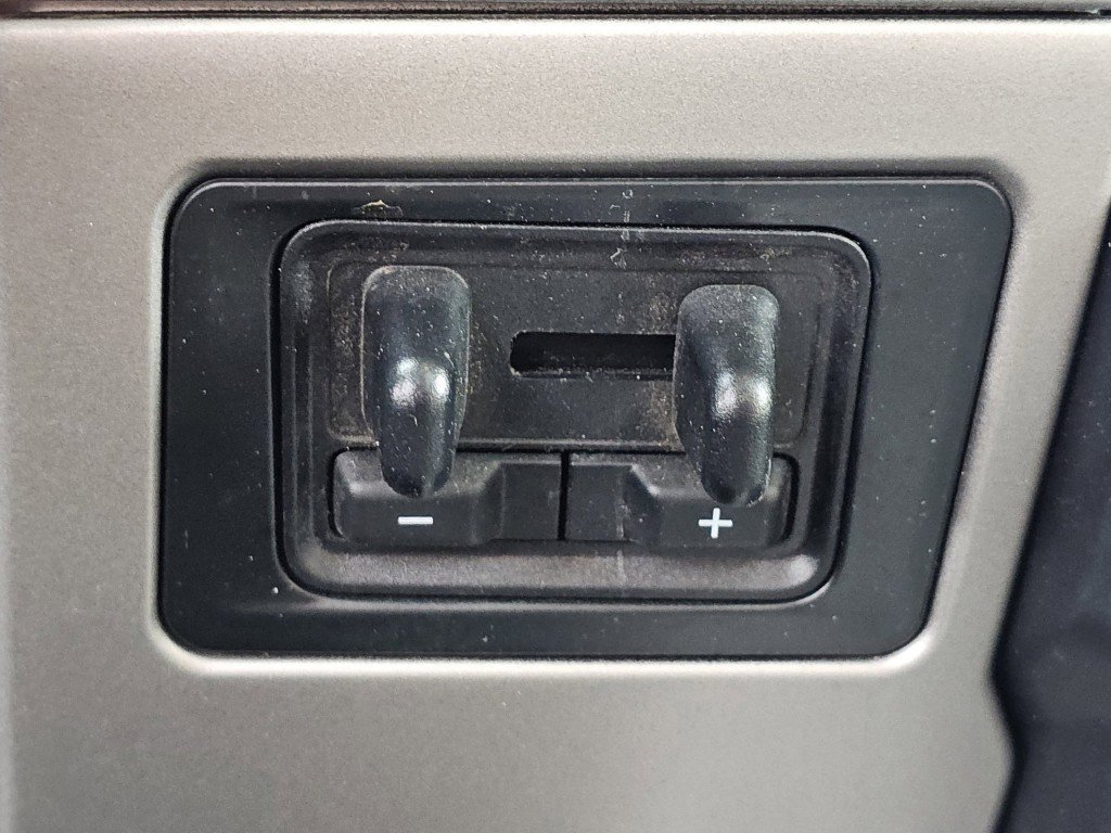 Used 2022 Ford F250 Lariat w/ Lariat Ultimate Package image 12