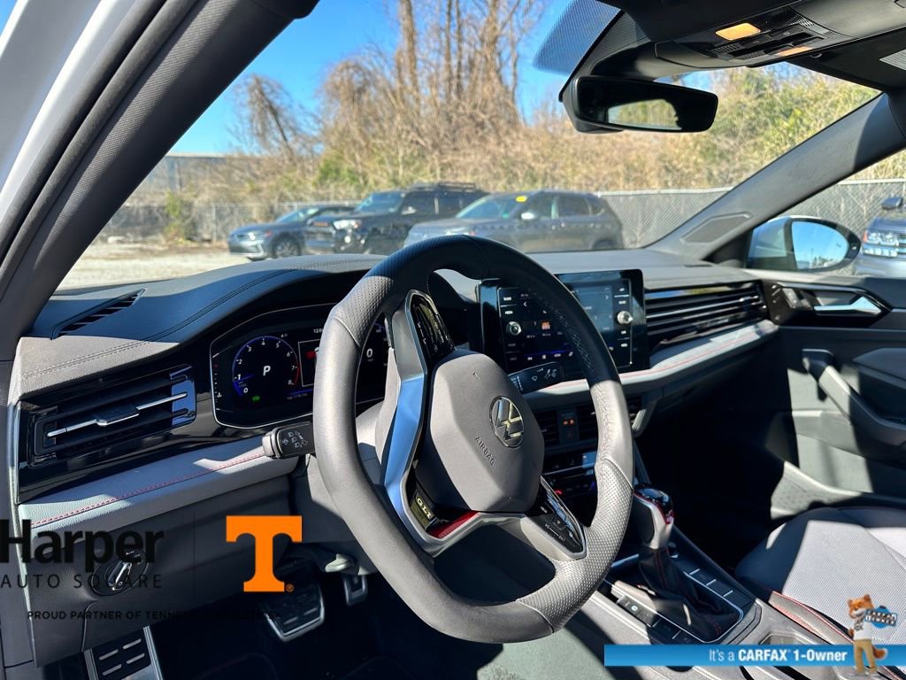 Used 2025 Volkswagen Jetta GLI Autobahn image 14