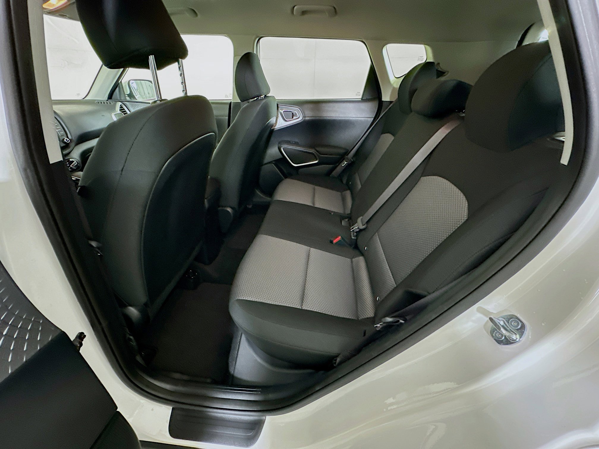Used 2025 Kia Soul LX w/ LX Technology Package image 26