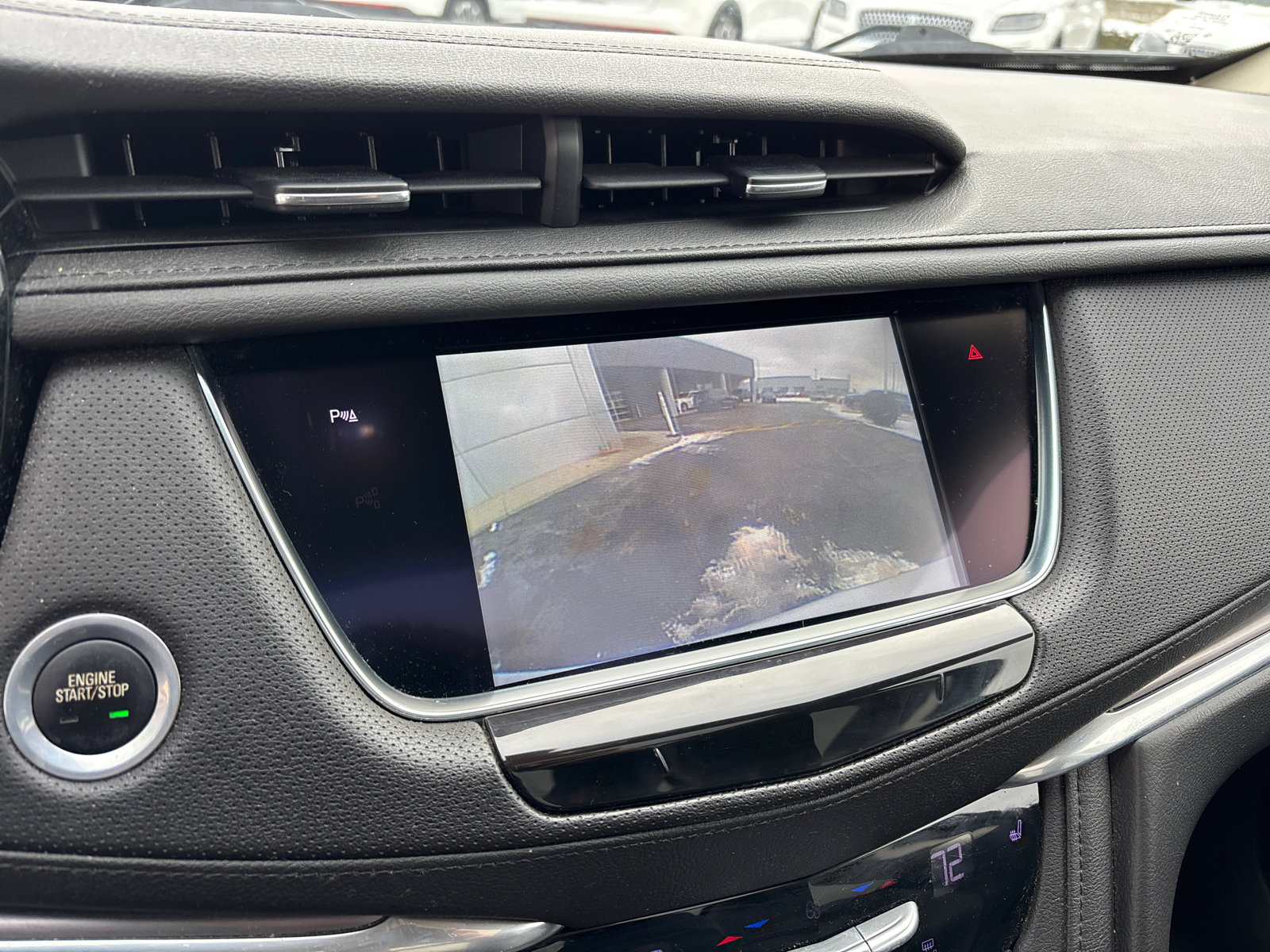 Used 2018 Cadillac XT5 Luxury w/ LPO, Black Ice Package image 20