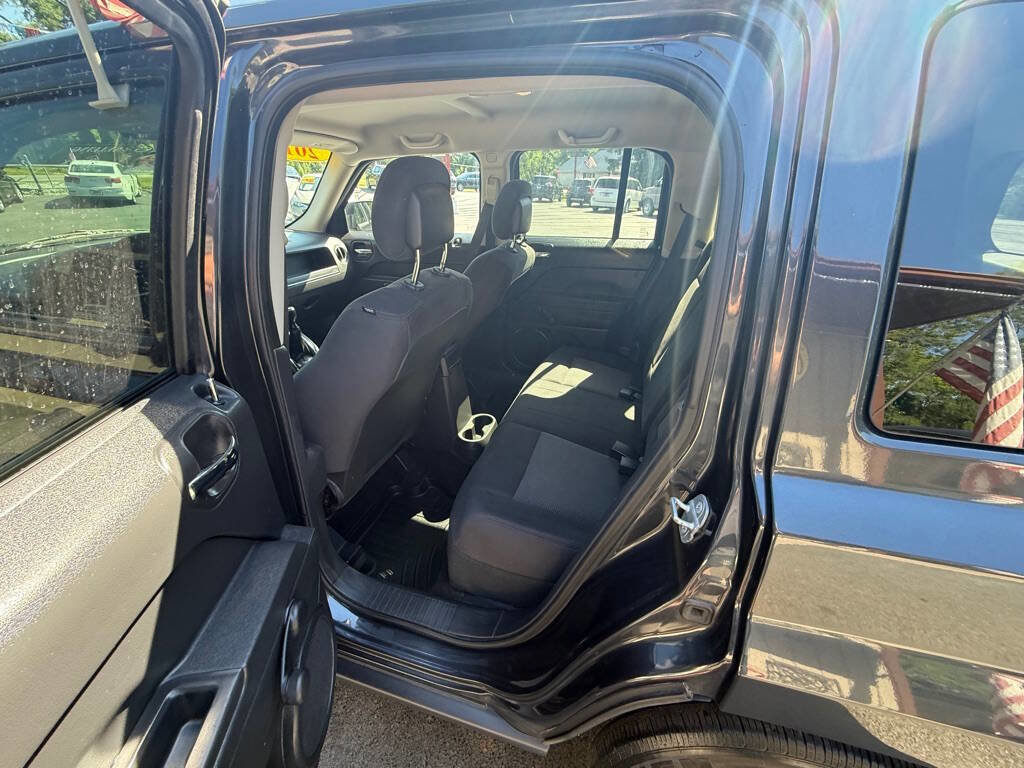 Used 2014 Jeep Patriot Sport FWD image 7