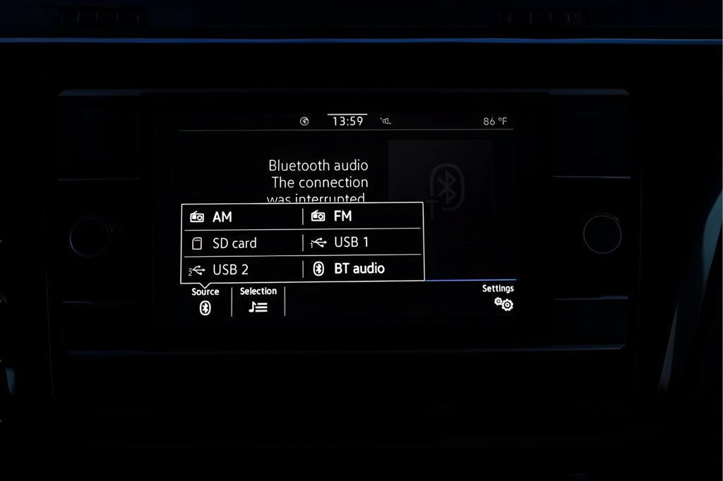 Used 2020 Volkswagen Tiguan S FWD image 26