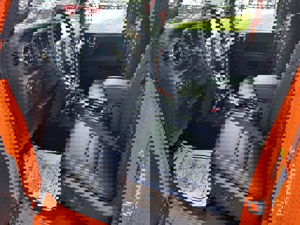 New 2025 Jeep Wrangler Unlimited Sahara image 10