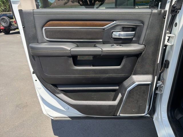 Used 2024 RAM 2500 Laramie w/ Safety Group AWD/4WD image 10