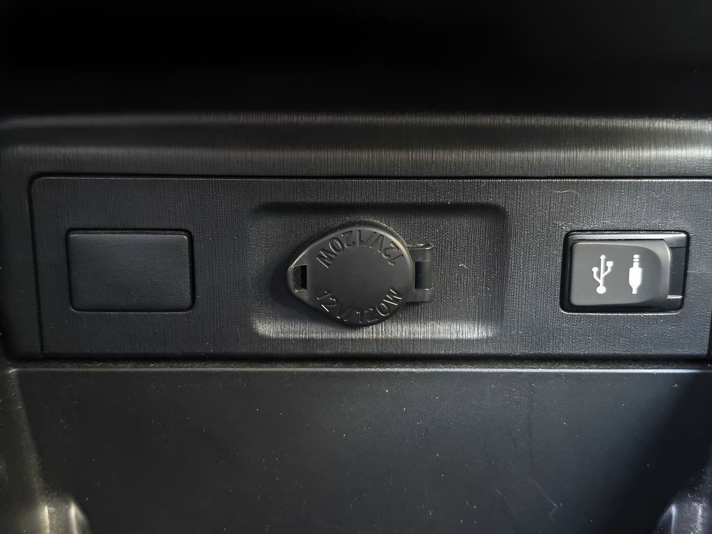 Used 2015 Toyota Prius V Two image 31