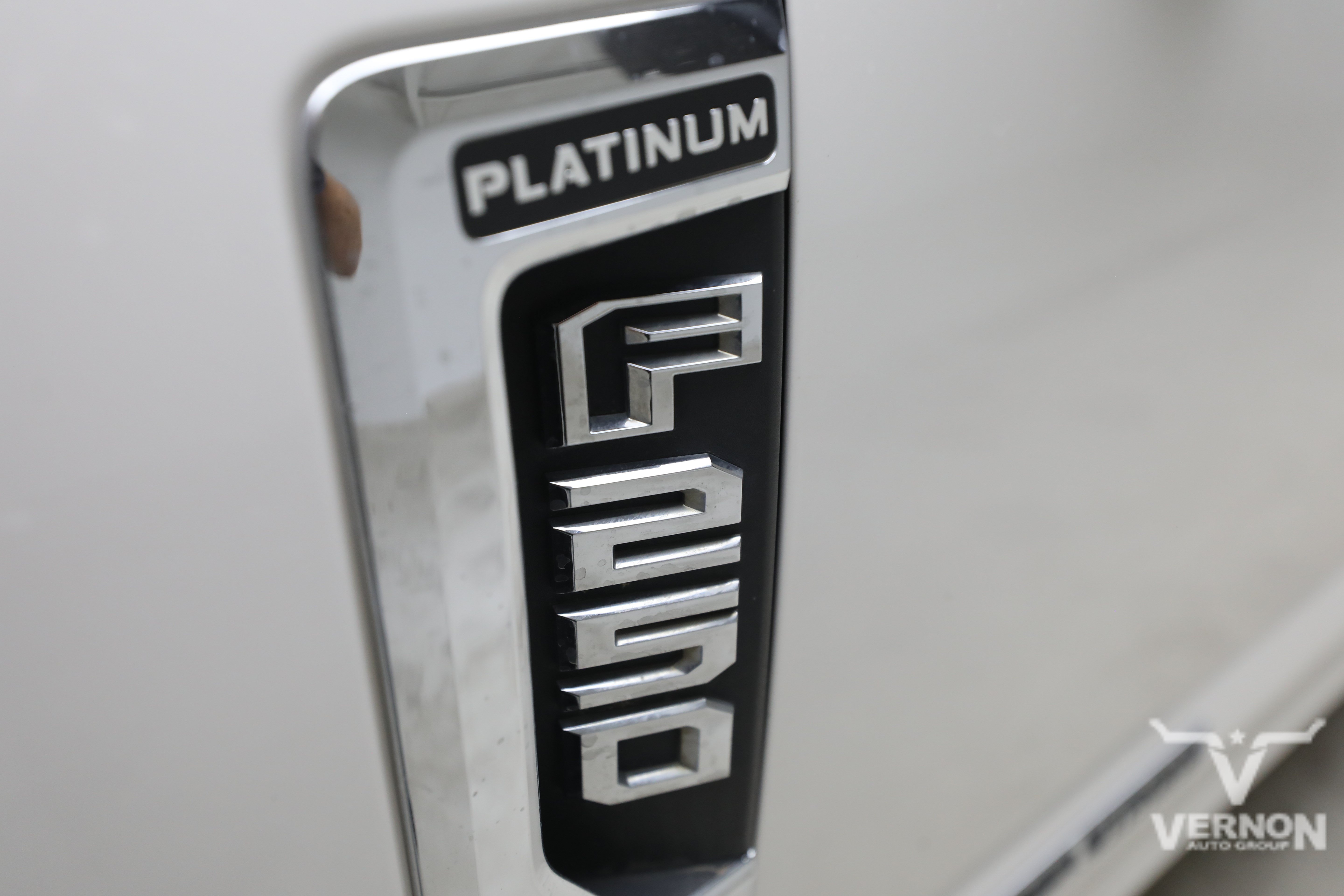 Used 2017 Ford F250 Platinum w/ Platinum Ultimate Package AWD/4WD image 11