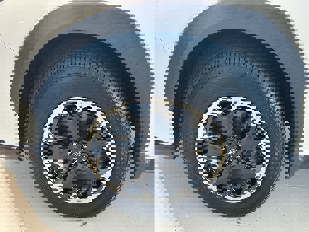 Used 2023 Subaru Crosstrek 2.0i Premium image 8