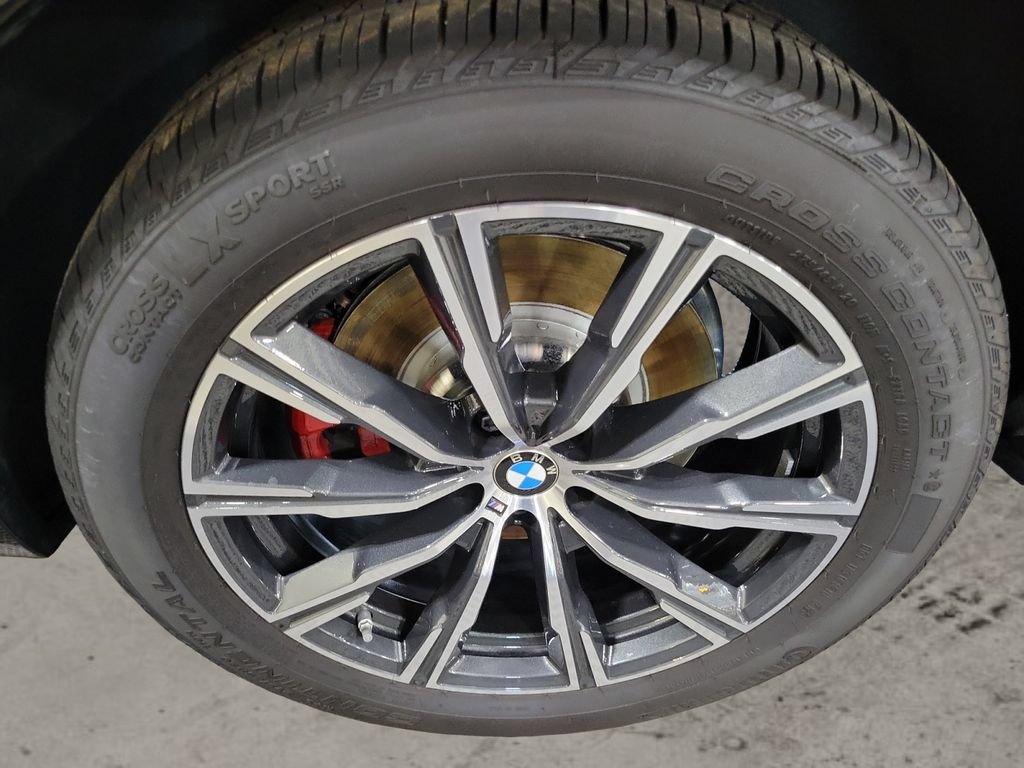 Used 2026 BMW X5 xDrive50e AWD/4WD image 10
