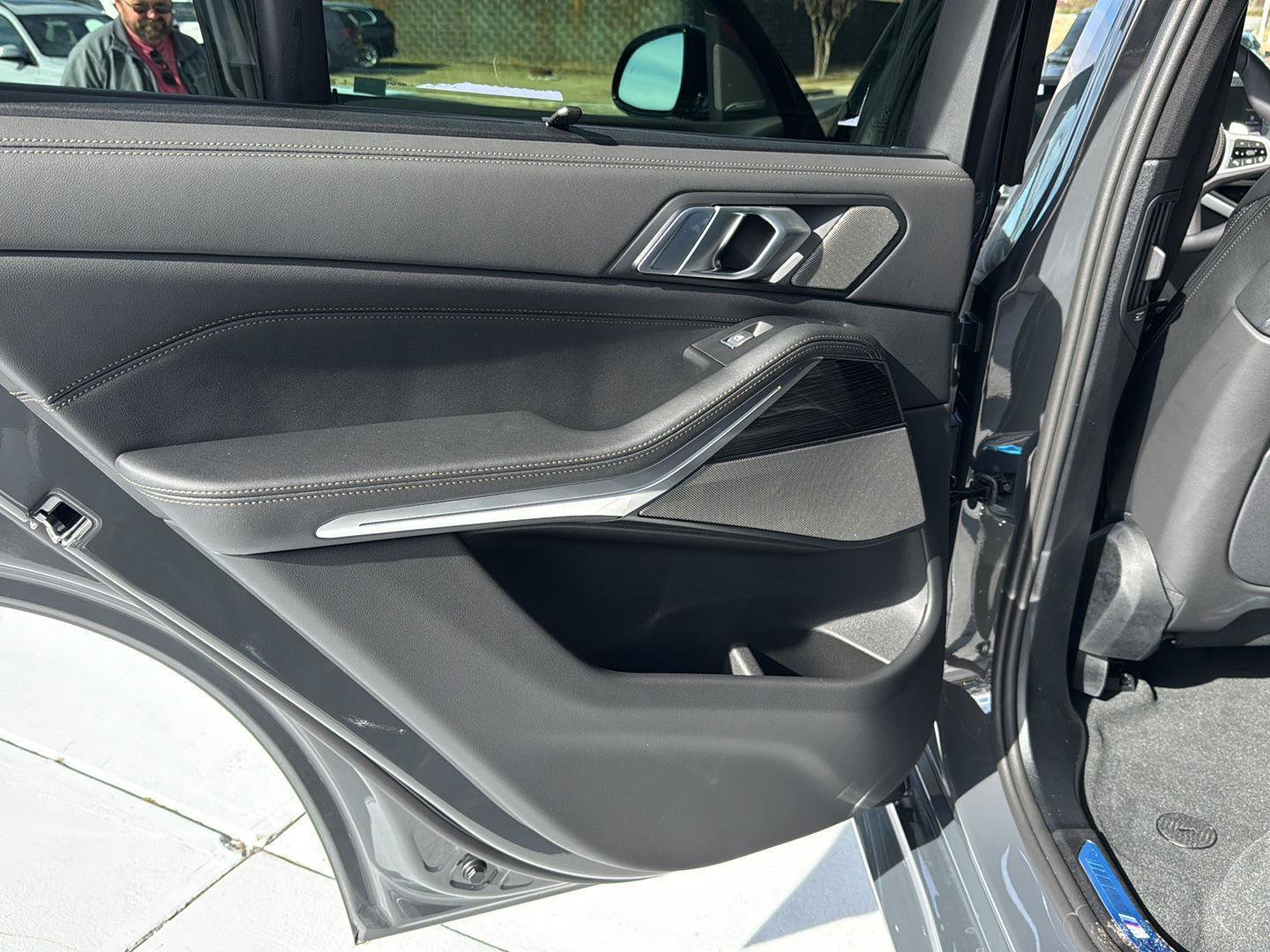 New 2026 BMW X5 sDrive40i w/ Executive Package image 15