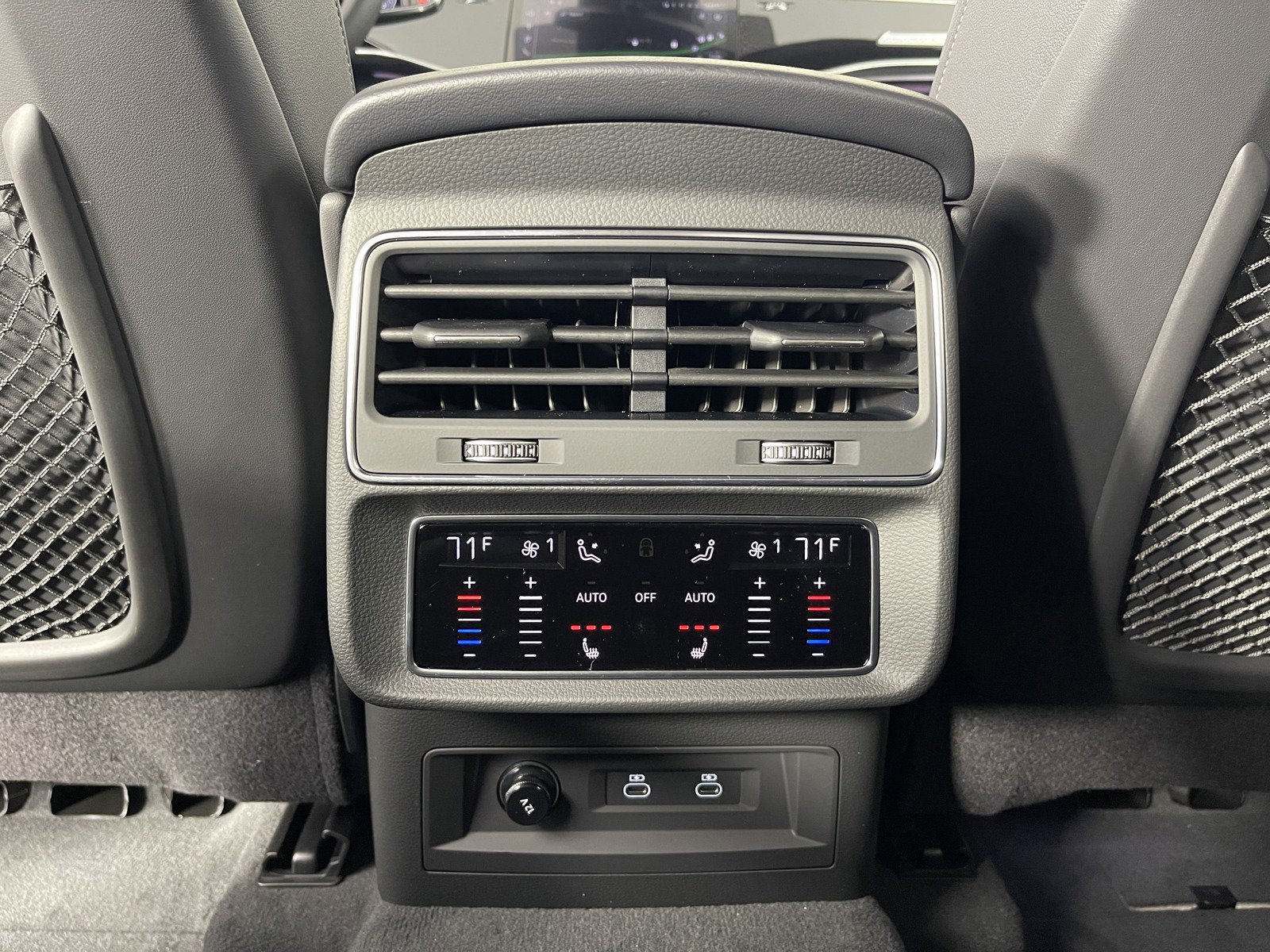 New 2025 Audi Q8 Premium Plus image 35