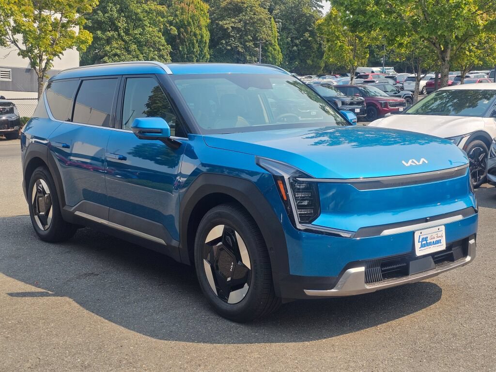 New 2026 Kia EV9 Wind AWD/4WD image 3