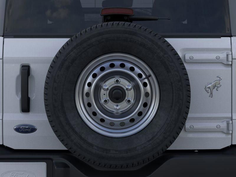 New 2025 Ford Bronco 4-Door image 24